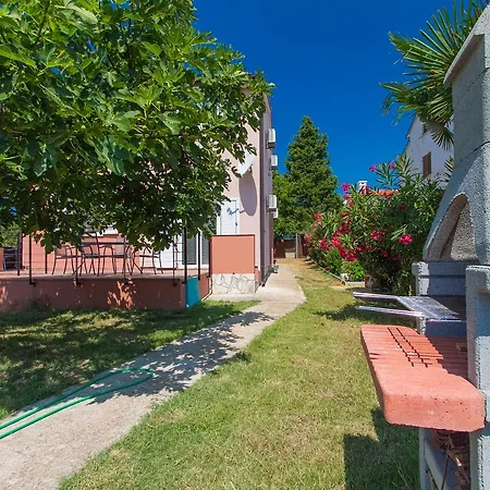 Volme Apartment Banjole
