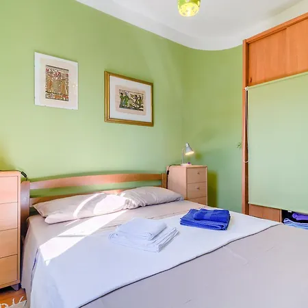Apartment Volme Banjole